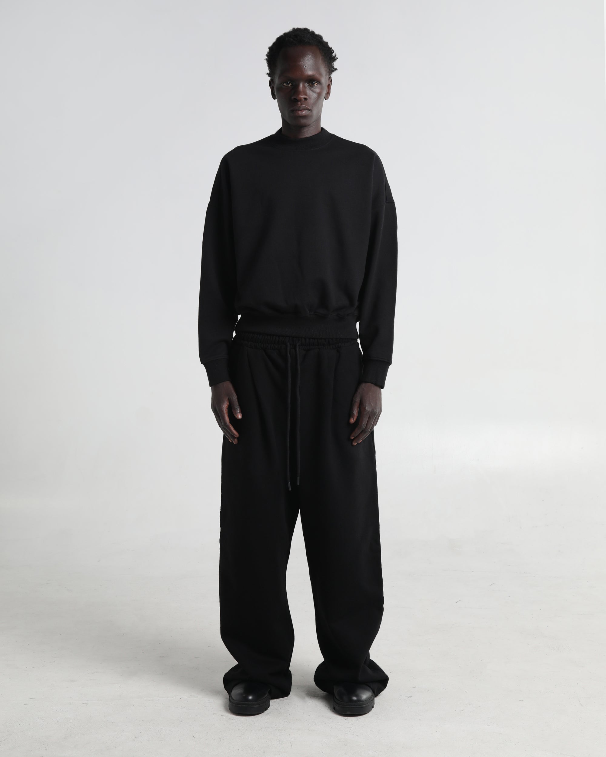 Cropped Crewneck