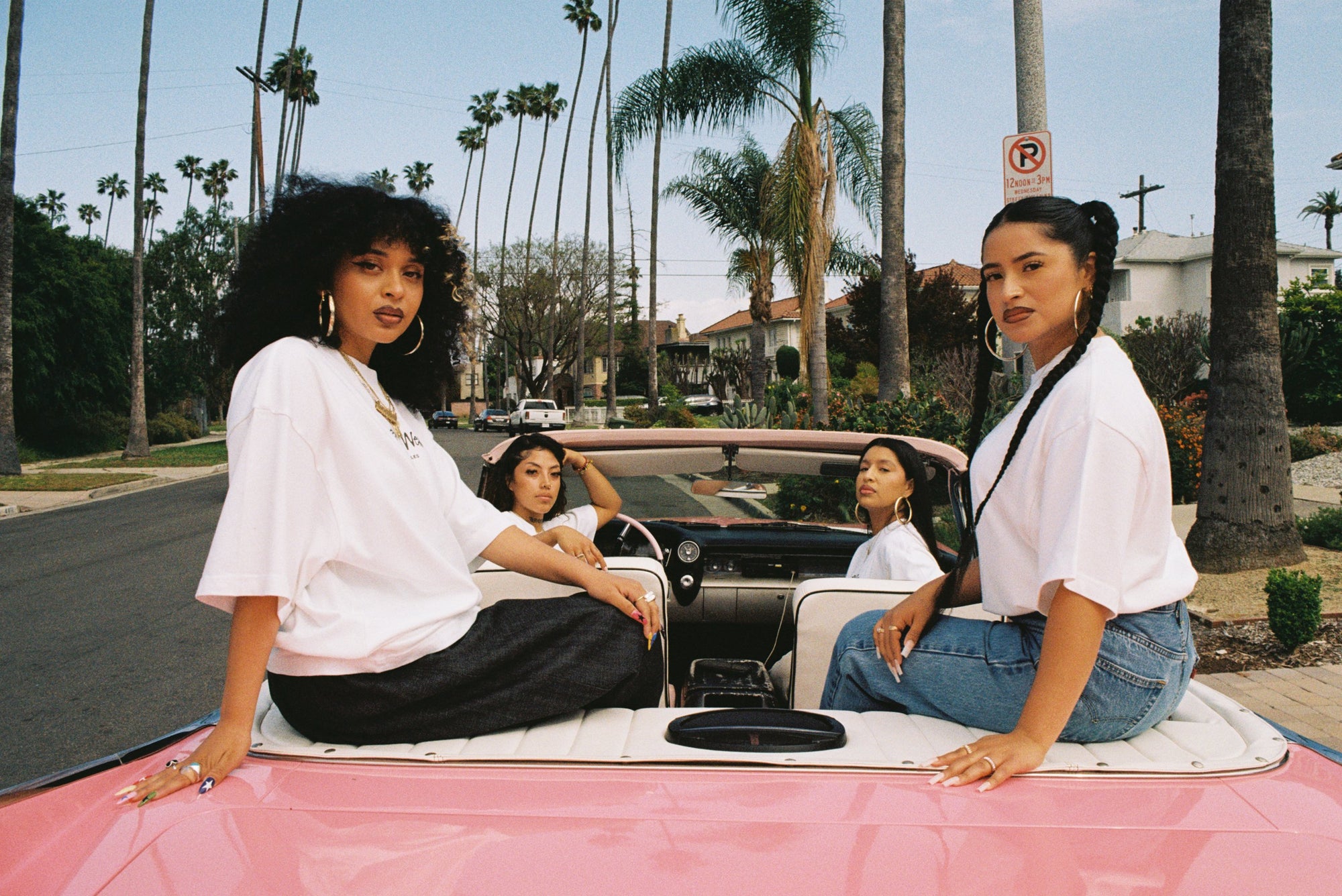 Empowering Elegance: The Rise of Women in Streetwear