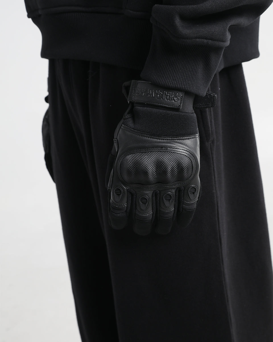 Carbon Fiber Chin Checker Gloves