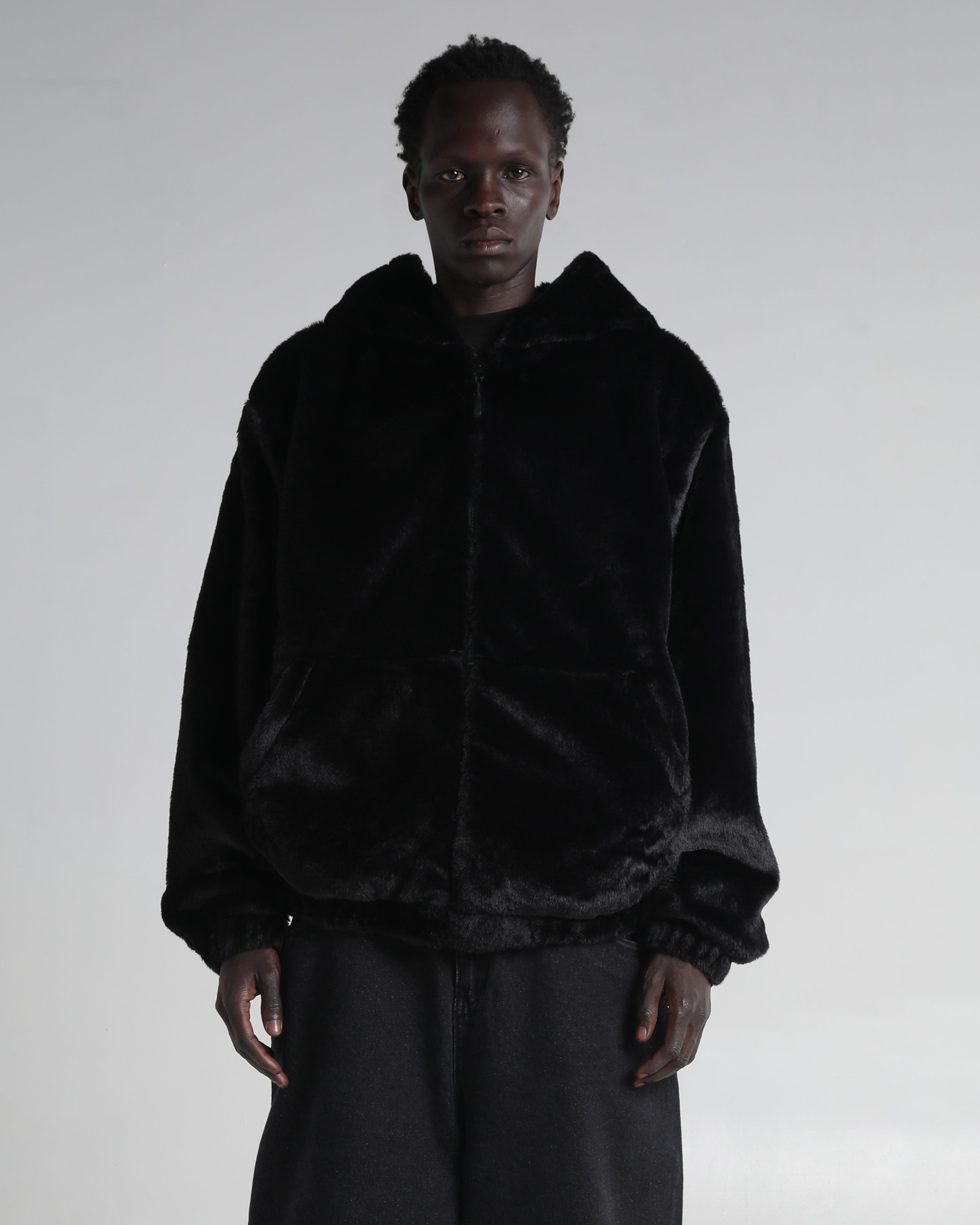 S / Black