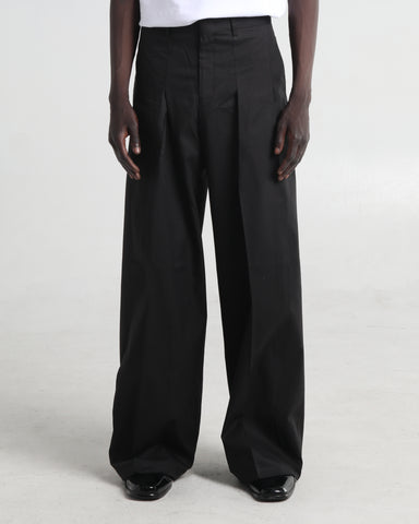 30 / Black