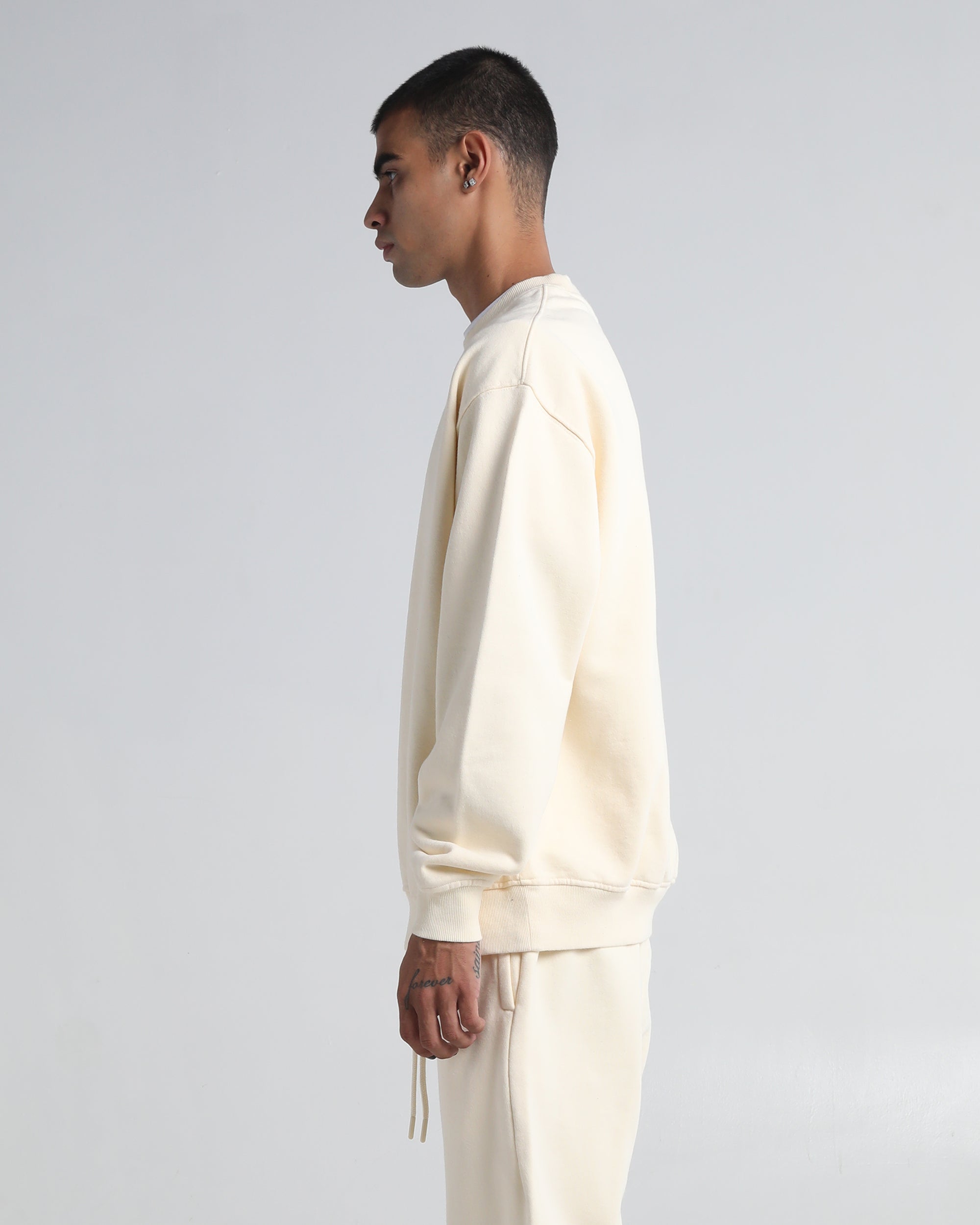 Max Heavy Fleece Garment Dye Crewneck