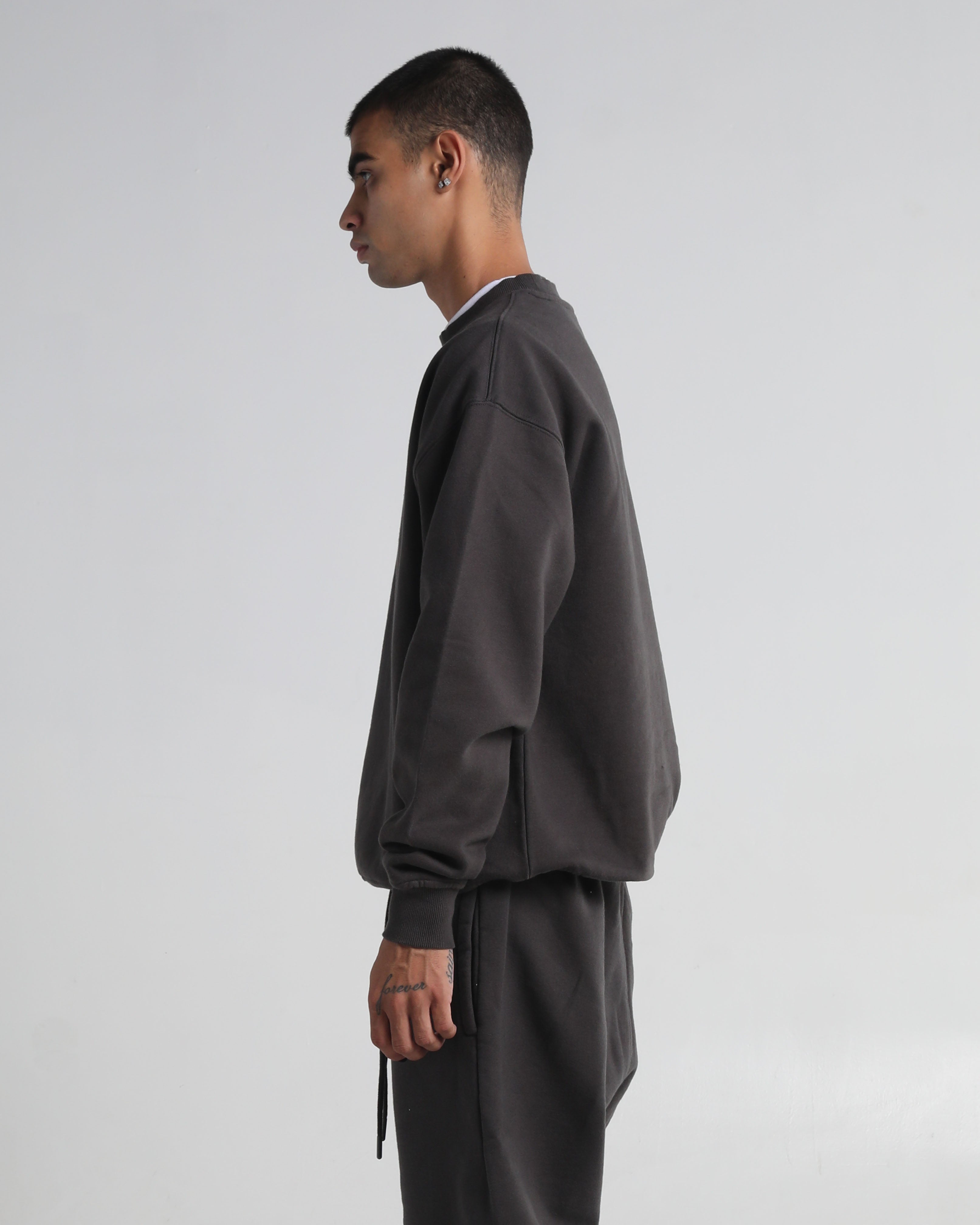 13.5oz Max Heavy Fleece Garment Dye Crewneck – Shakawear.com