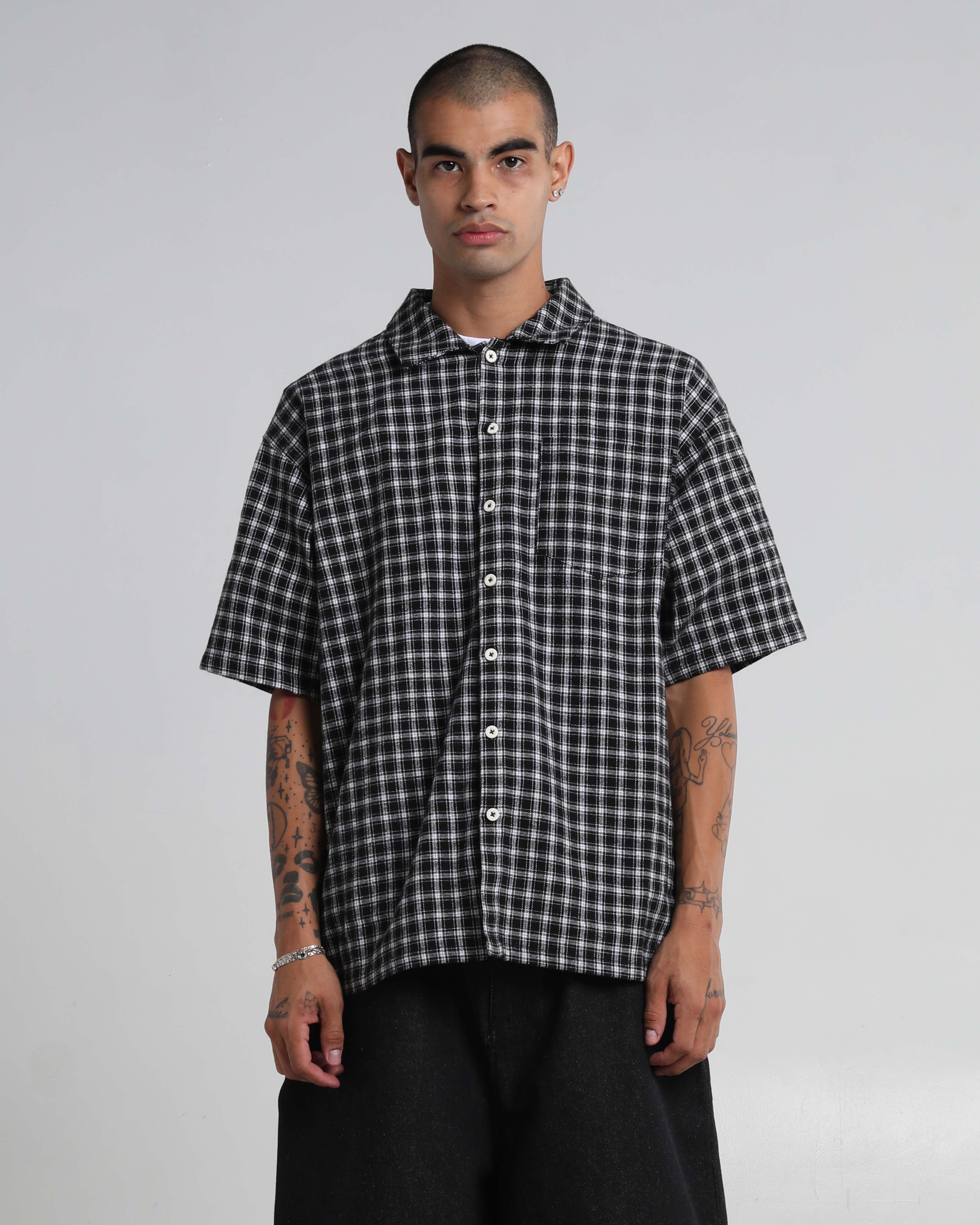 S / Black Plaid