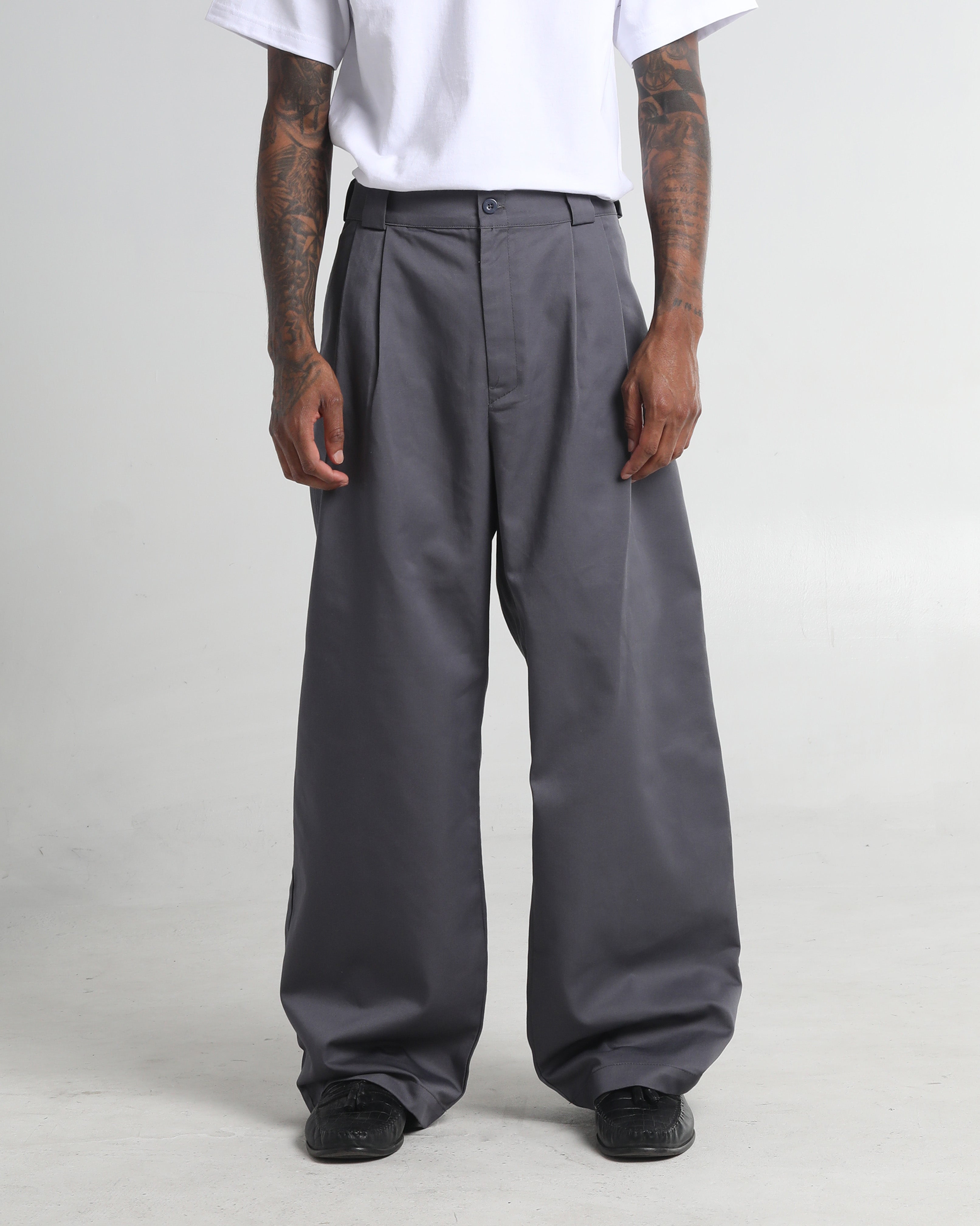 30 / Grey