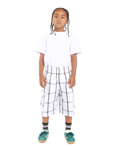 S / White