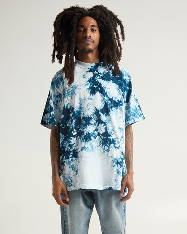 S / Navy and White